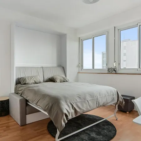 Nice And Modern Studio In Marcq-en-baroeul 10 Min From Lille - Welkeys Apartment
